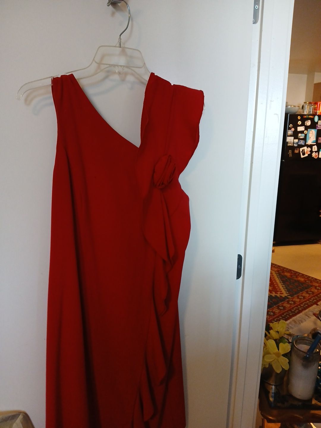 Red dress w rose