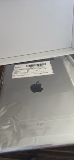 Apple iPad 6th Gen 32GB Space Gray