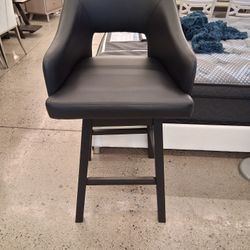 Leather Swivel Bar Stool 