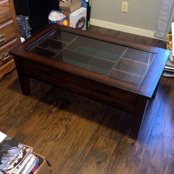 Coffee Table / Picture Table 