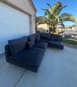 IKEA SÔDERHAMN Style Sectional - 5-Seat L- Shaped - Dark Gray