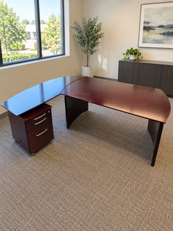 Large L-Shaped Office Desk with Drawers