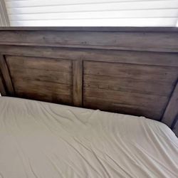 Queen Bed Frame 
