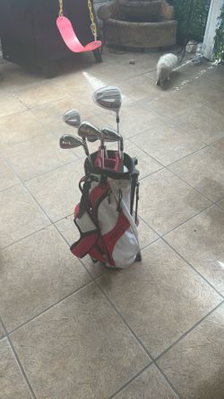 Girl’s Golf Clubs