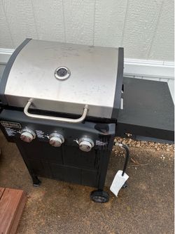 outdoor gourmet grill