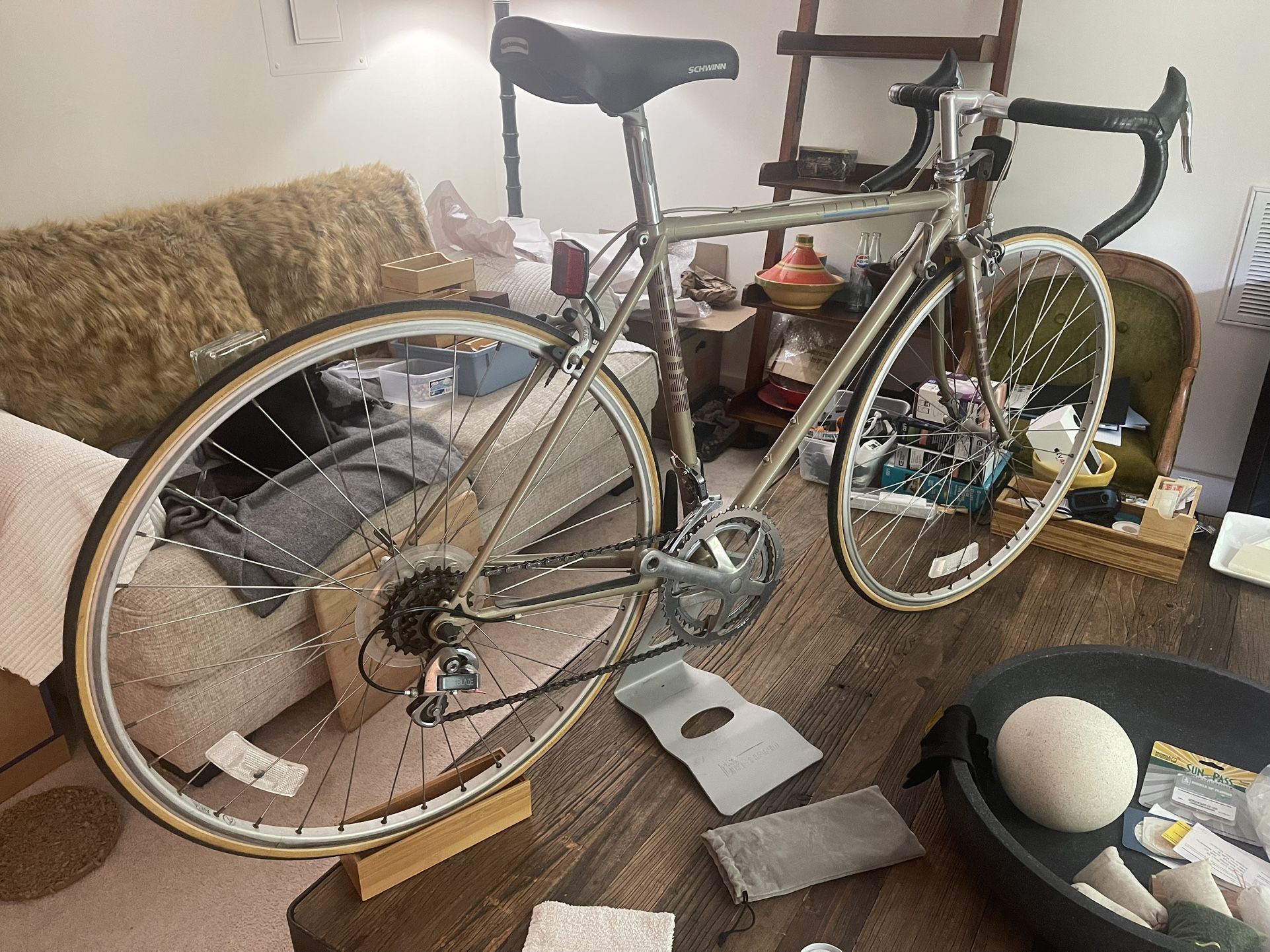 50cm Schwinn Le Tour Steel Road Bike