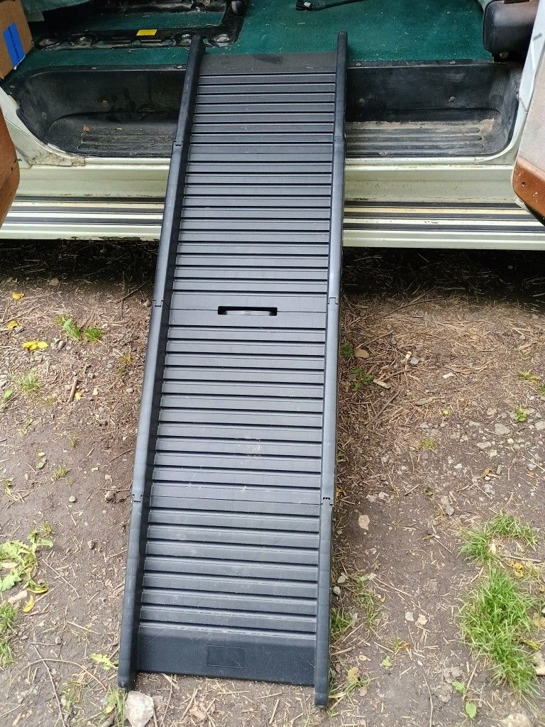 61 inch Black Folding Plastic Portable Pet Ramp