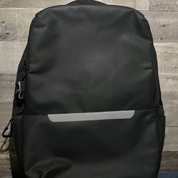 Travelers Choice Backpack (Black)