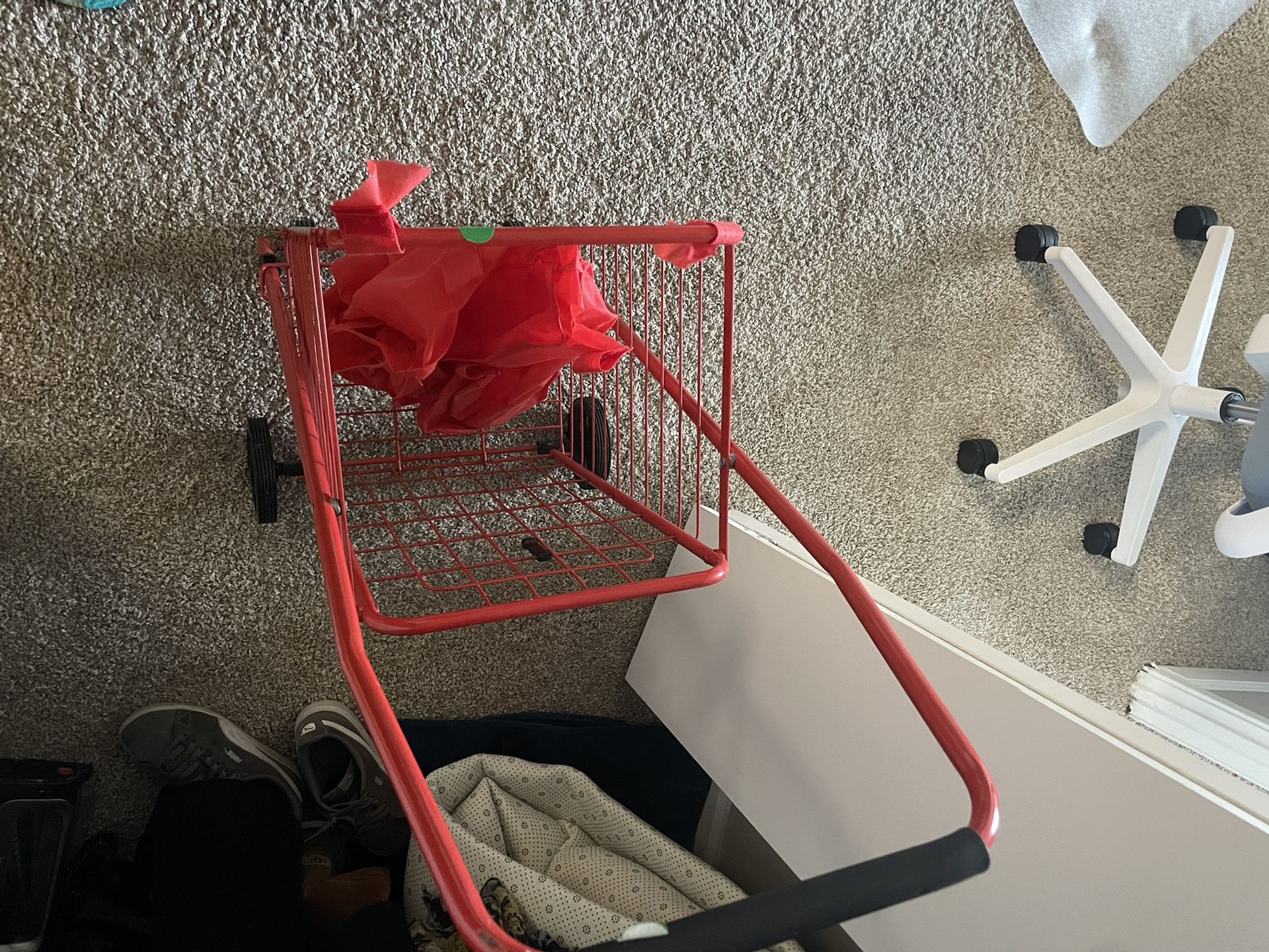 Grocery Cart On Wheels
