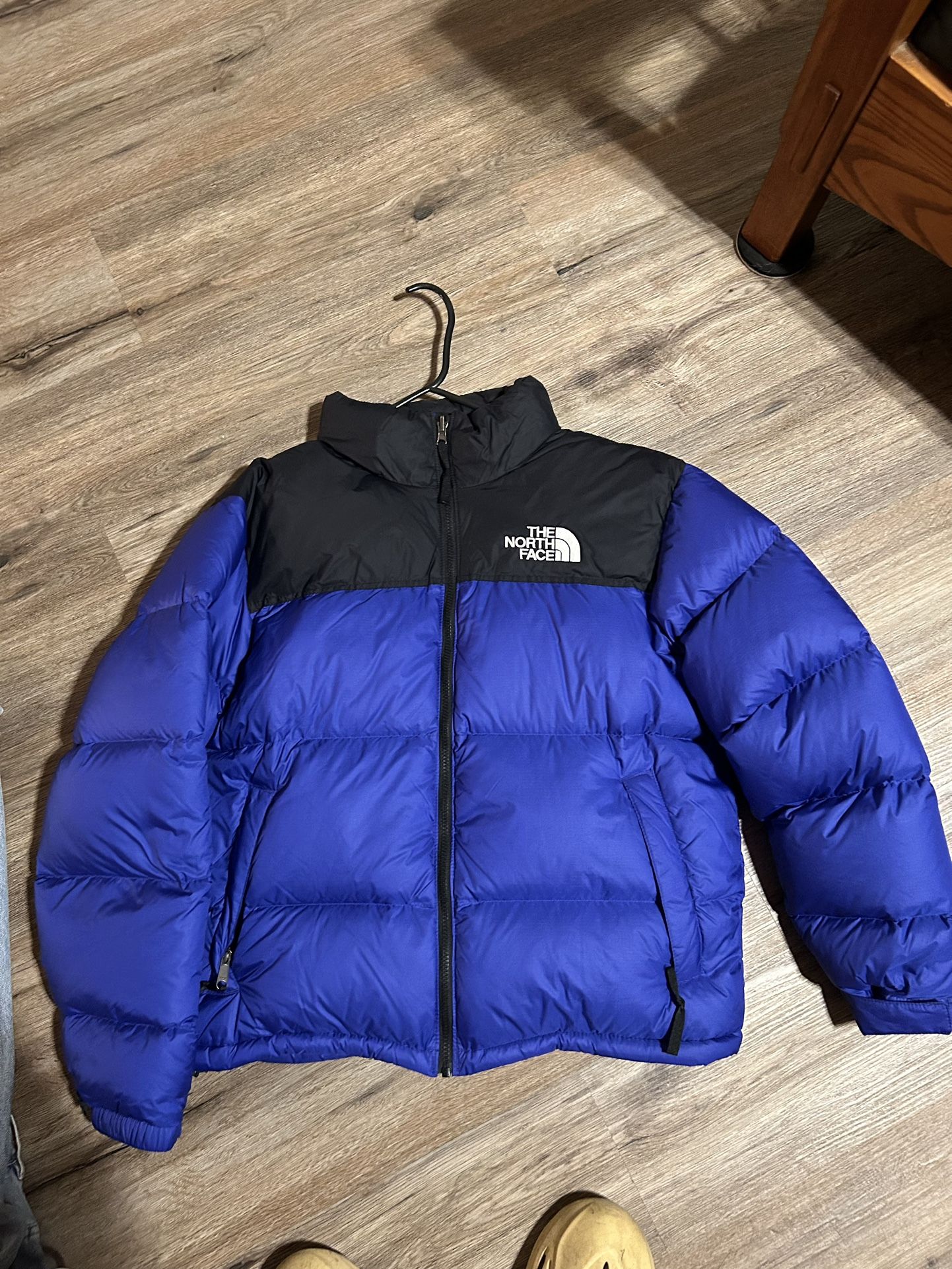 Nupste North Face Puffer Blue Size Medium!