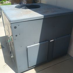 Goodman 5 ton 220v  14seer all in one AC.