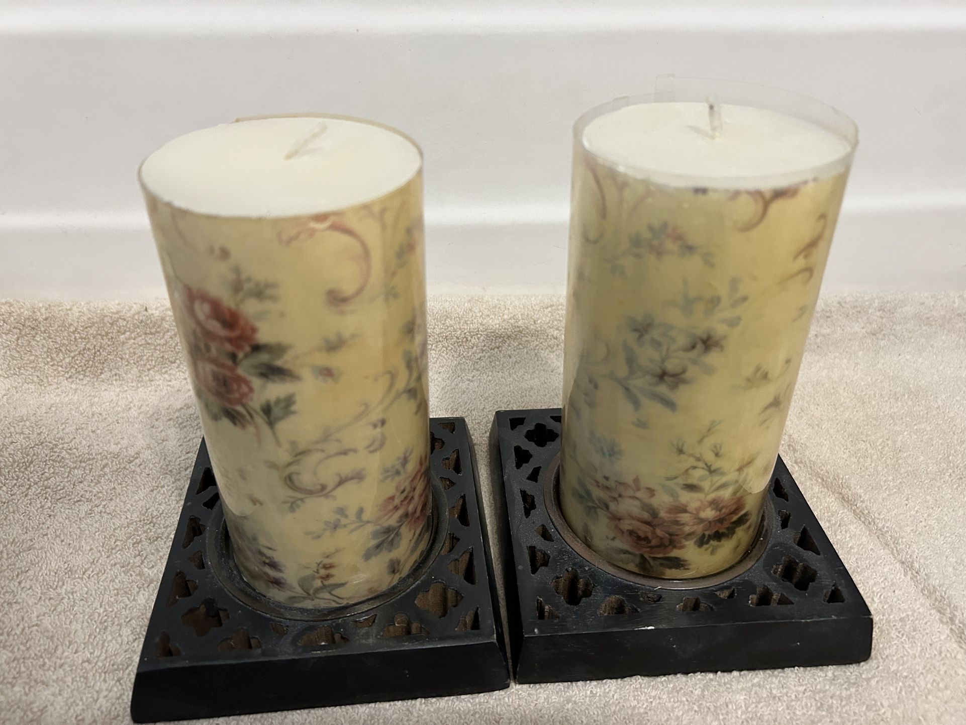 Set Of Pillar Candles With Pattern On Them, In Picture I Took Of Plastic Cover To Show Design, Includes Wooden Base Holder