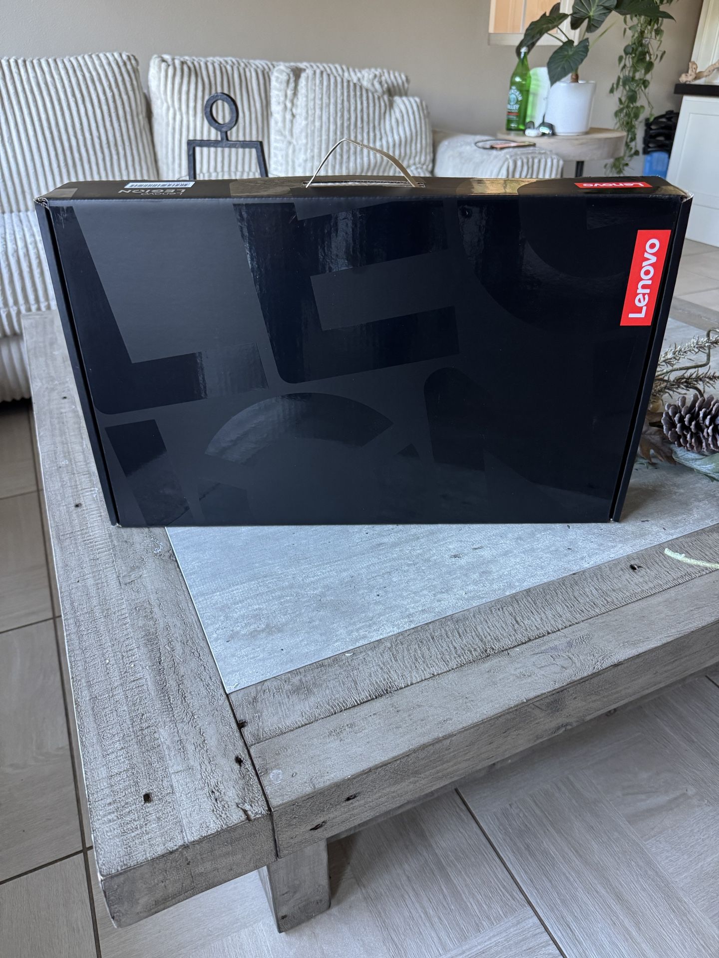 Lenovo Legion Pro 7 (RTX 4090 / i9 / 32GB / 1TB SSD) – like new