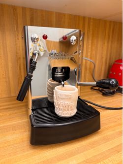 La Piccola Sara Black Espresso Machine