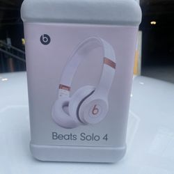 The Beats Solo 4