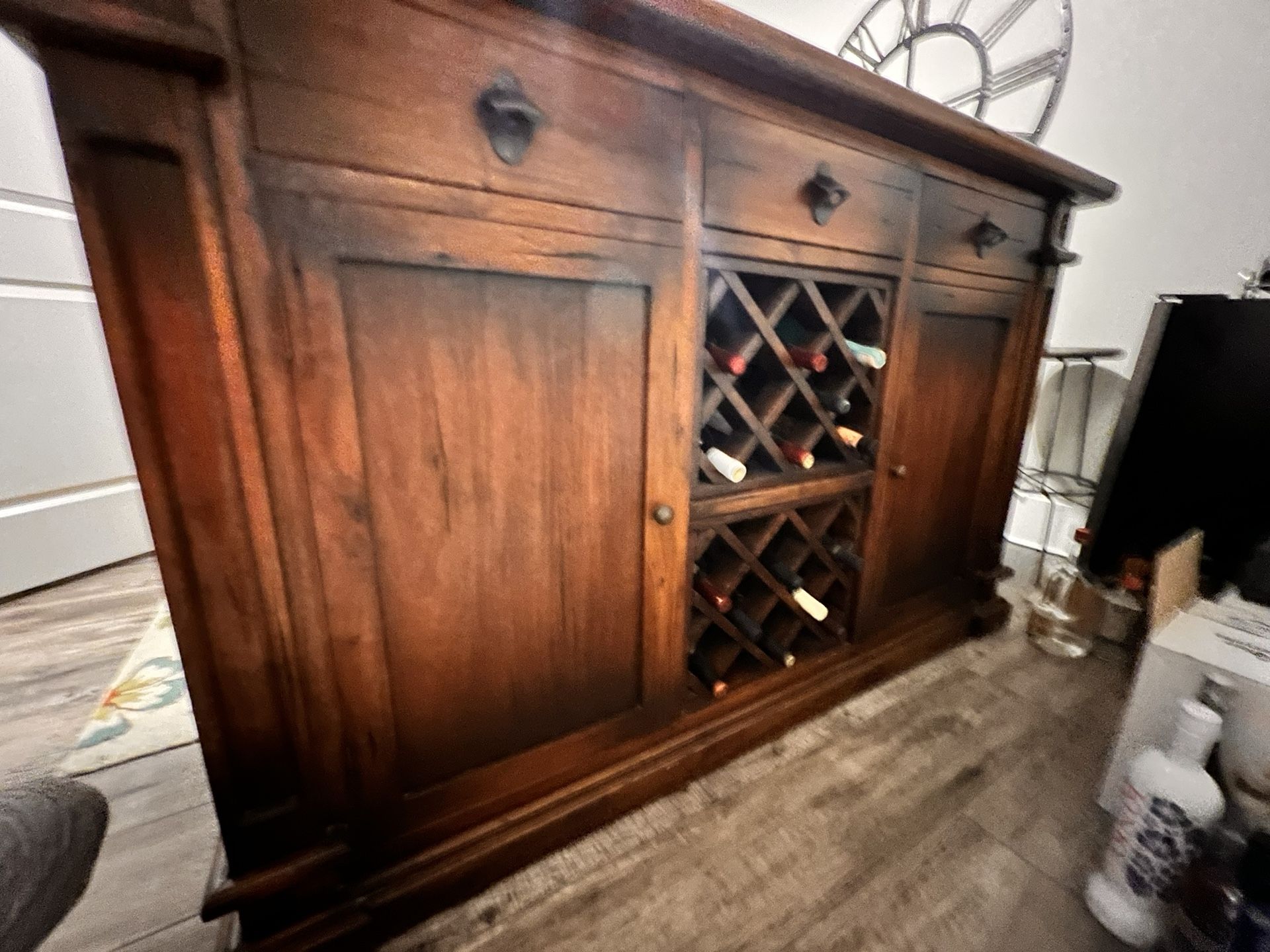Antique Bar
