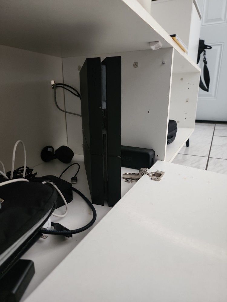 PS4 With Controller And Headset