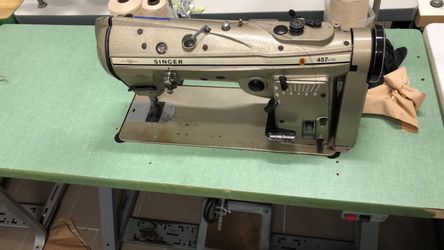 Industrial Zigzag Sewing Machine