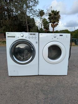 LG washer and dryer electric laundry set