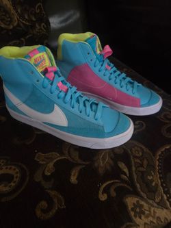 Brand New Nike Blazer size 6.5Y