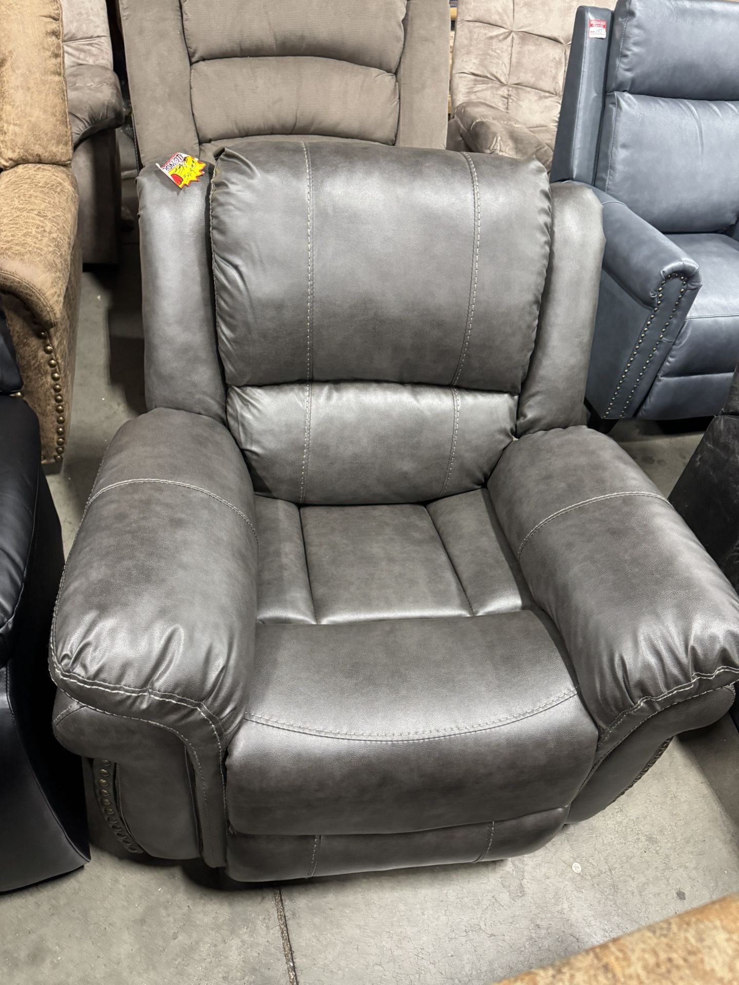 Grey Reclining Rocking Chair (2/2) Mecedora reclinable gris
