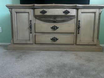 Traditional Distressed Wood Sideboard Media Console