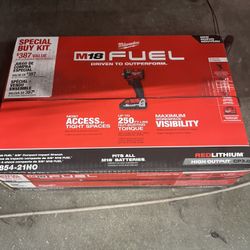 Milwaukee Compact Wrench