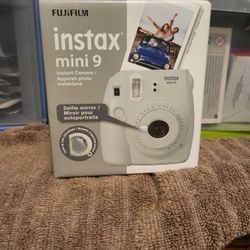 Instax Mini 9
