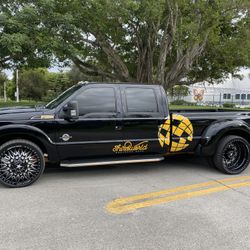 Ford F-350 Super Duty 