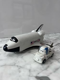 Disney Pixar Cars Moon Mater & Talking Roger Space Shuttle Toy Adventure Set
