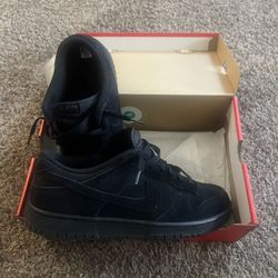 Nike Dunk “Black cats”