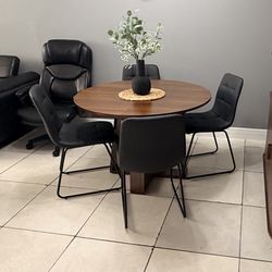 Dining Room Set 
