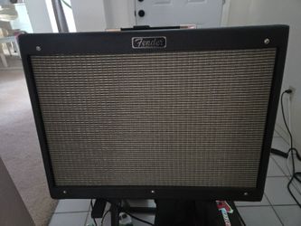 MINT Fender Hot Rod Deluxe IV 1x12-inch 40-watt Tube Combo Amp