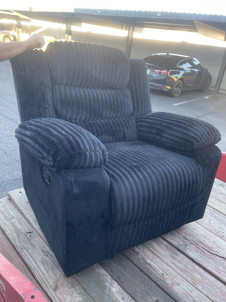 3 Pice Recliner