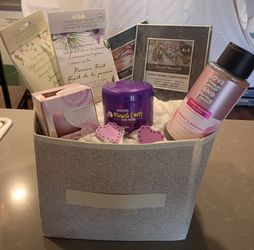 *** LAVENDER PURPLE BIRTHDAY GIFT BASKET ***