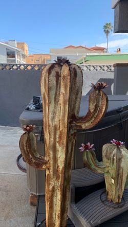 Cactus yard art