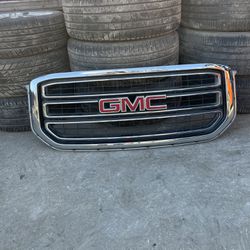 2015 2016 2017 2018 2019 2020 GMC Yukon Front Bumper Hood  Upper Center Grille Original Used OEM 