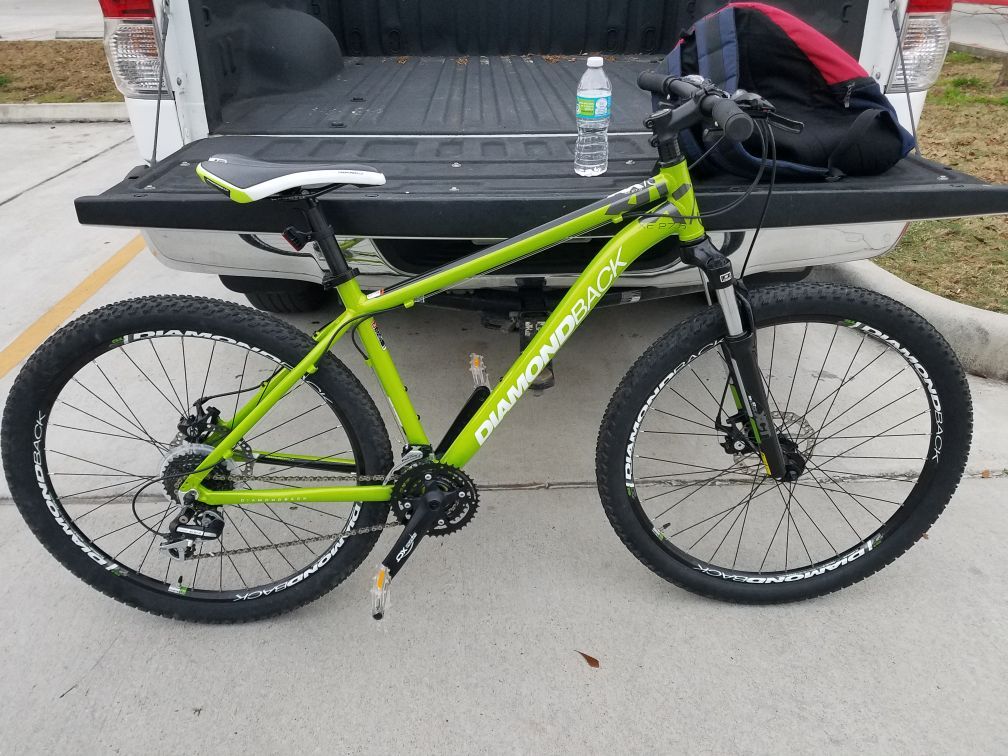 Diamondback Axis xe 27.5
