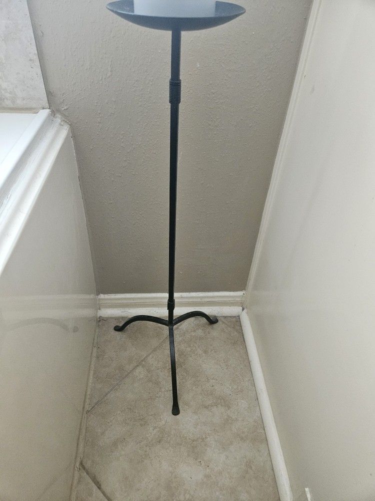 Metal Candle Holder