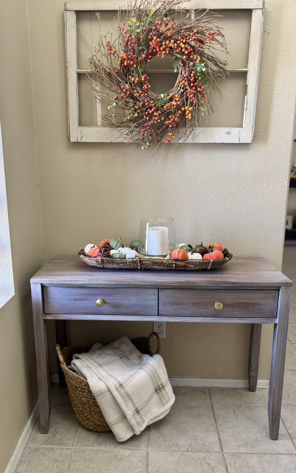 ❤️ farmhouse accent entryway table hall sofa couch neutral gray brown console pottery barn seadrift decor