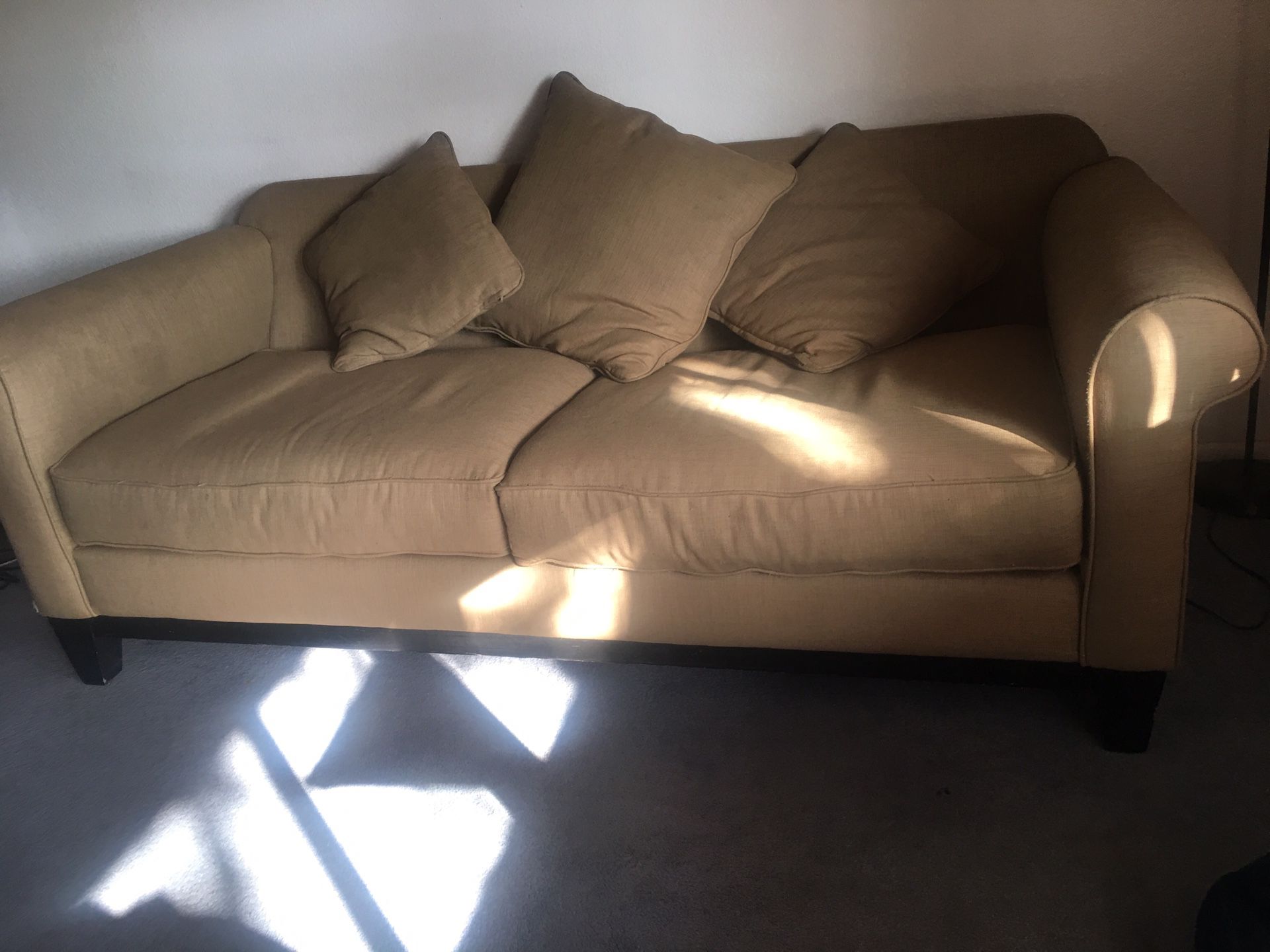 Couch & 2 floor lamps