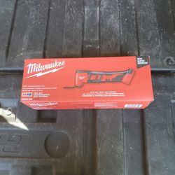 Milwaukee M18 Multi Tool