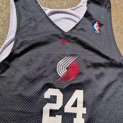 Team Issue Nike Portland Trailblazers Reversible Jersey #24 
