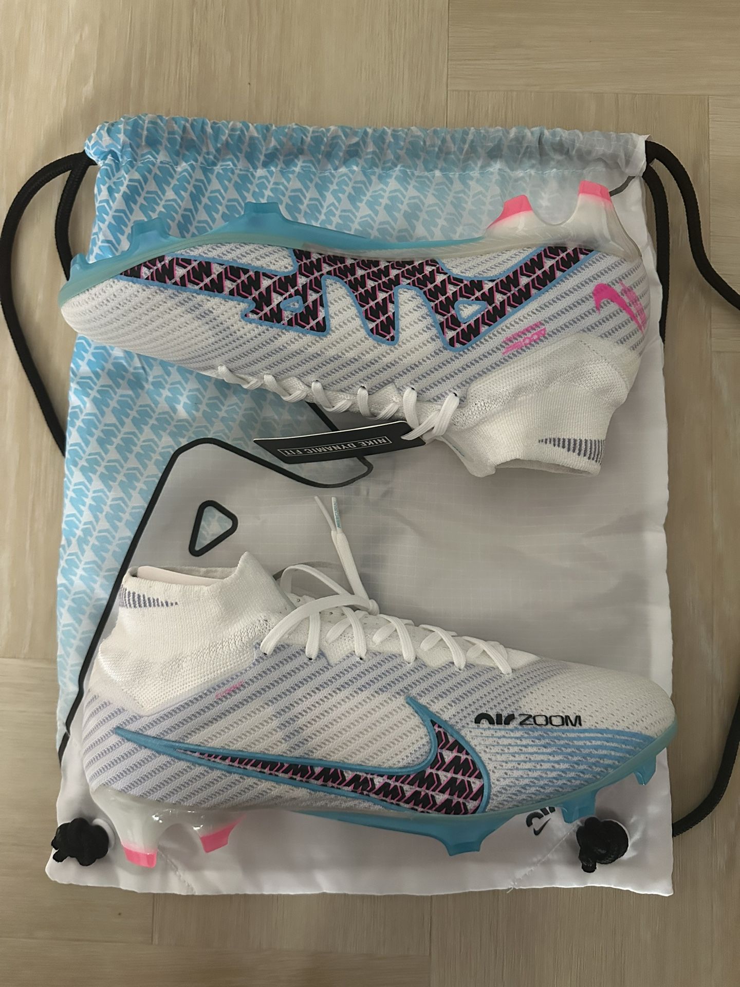 Nike Mercurial Superfly 9 Size 8.5