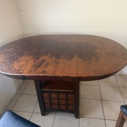 Dining Room Table 
