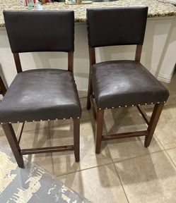 4 Counter Height Barstools
