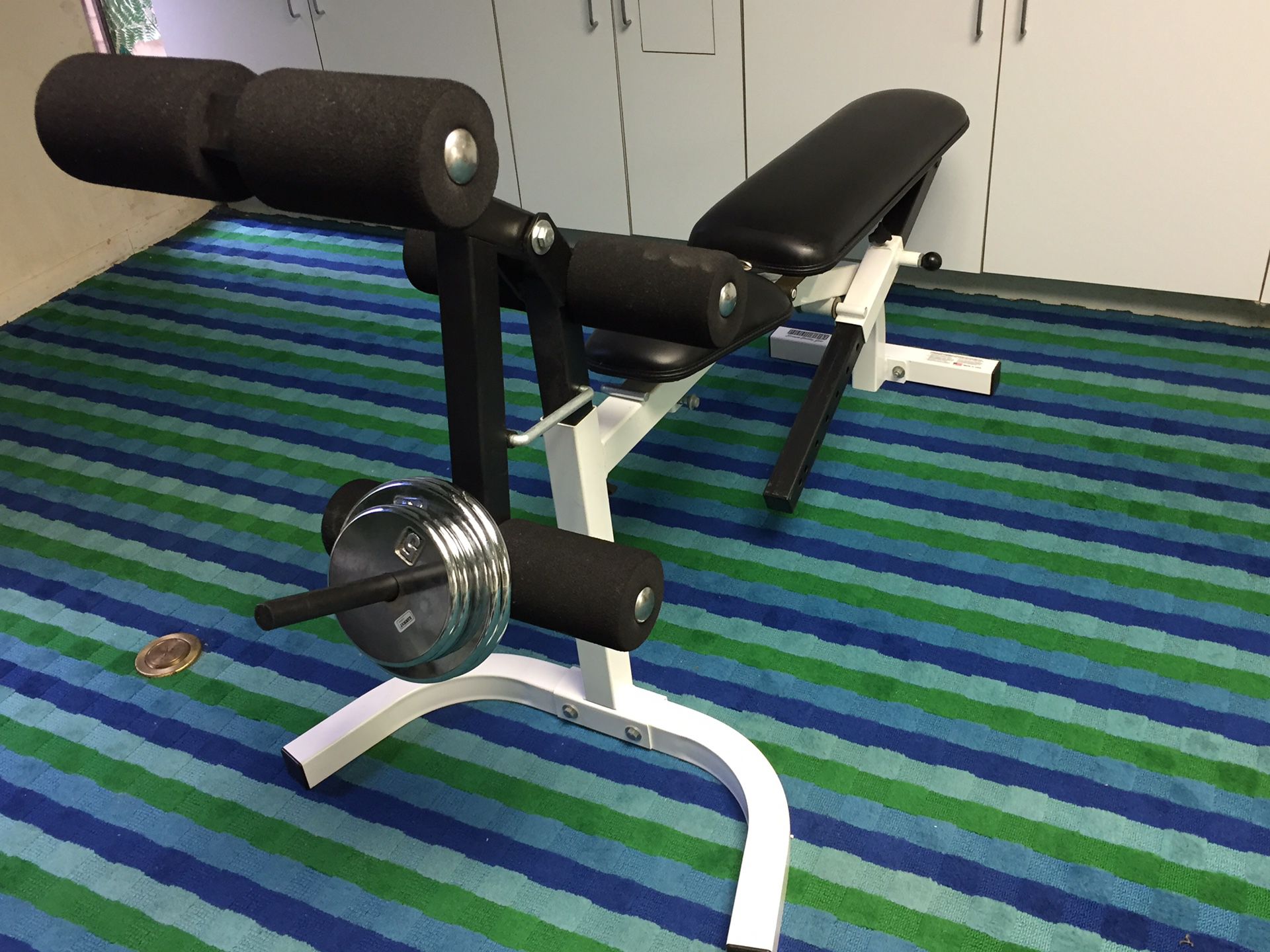 Weight Bench: Parabody Strength Building Gear, Exercise Equipment