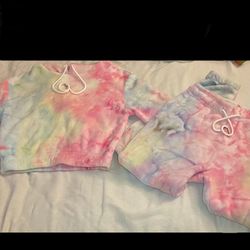 Two piece set