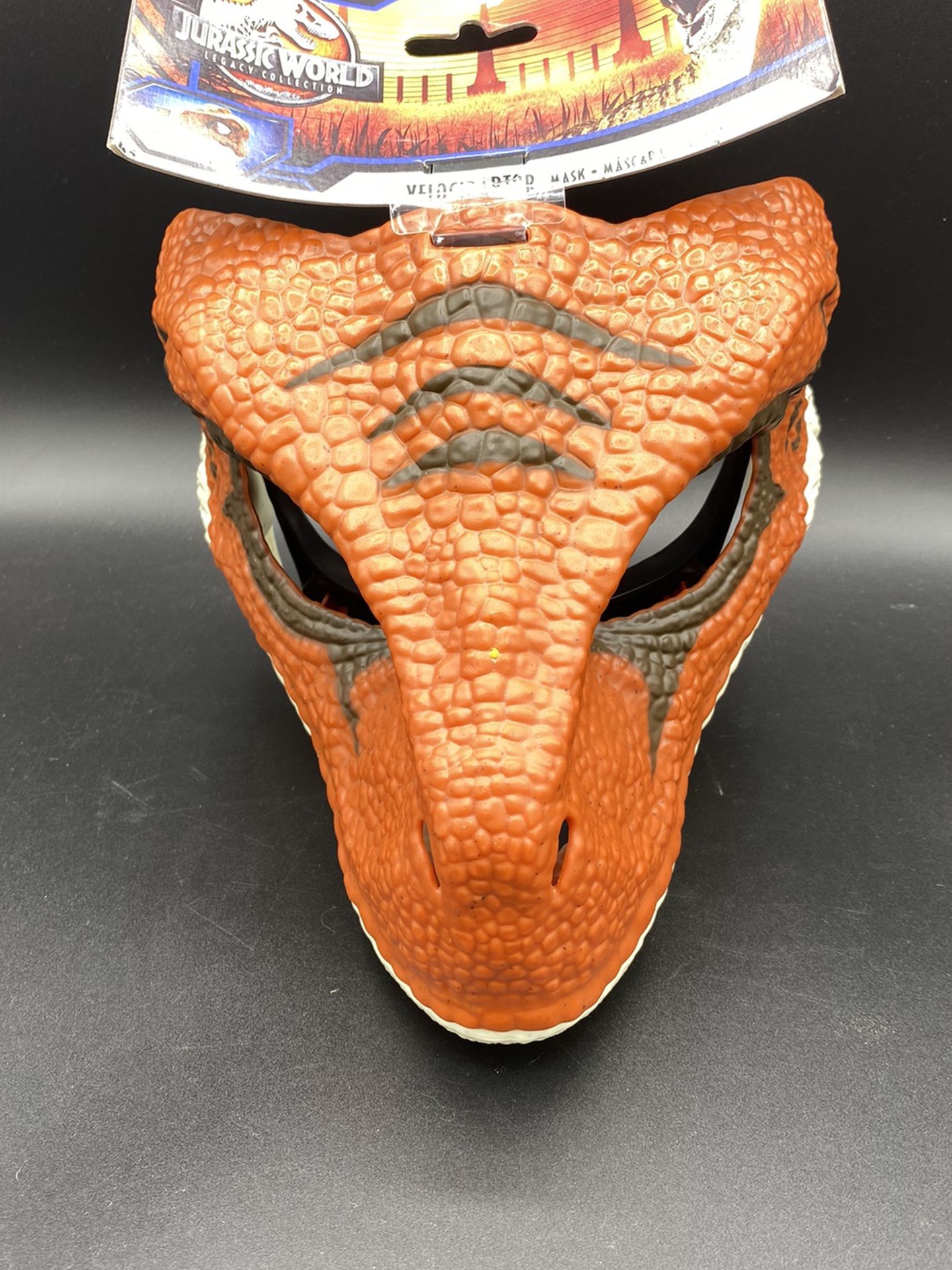 New Jurassic World Toys Realistic Velociraptor Mask Legacy Collection