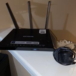 NETGEAR NIGHTHAWK AC2100